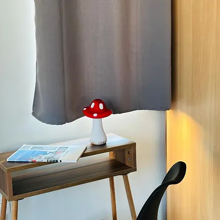 Downtown Studio 3 * Serres